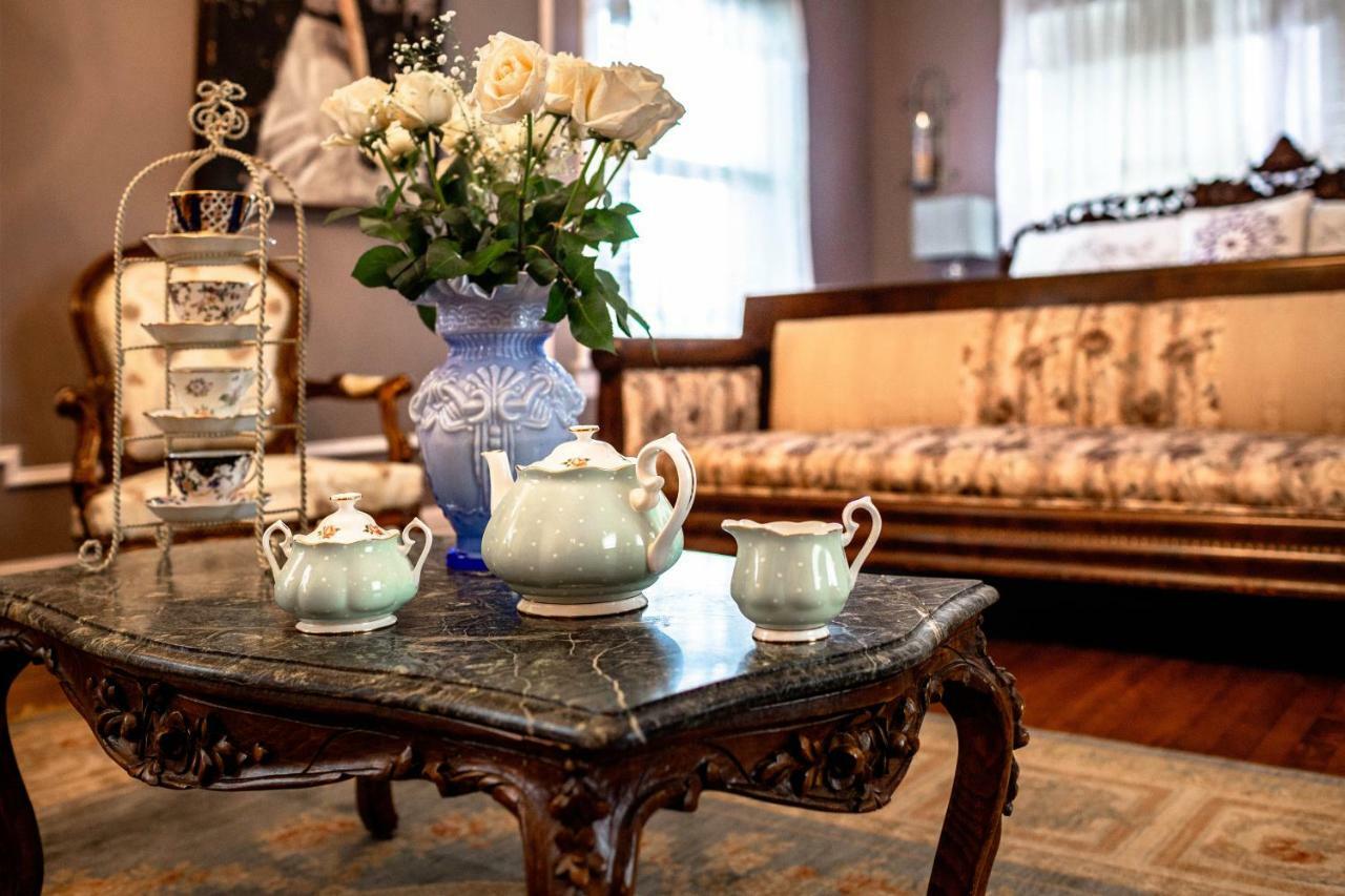 600 Main, A Bed & Breakfast And Victorian Tea Room Toms River Bagian luar foto